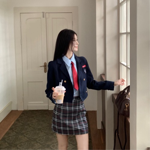 Real shot of college style blazer women's autumn and winter short jk uniform suit British small suit hip skirt