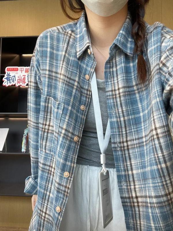 Korean soft and waxy atmosphere blue plaid shirt jacket for women in early autumn loose, lazy and relaxed long-sleeved top