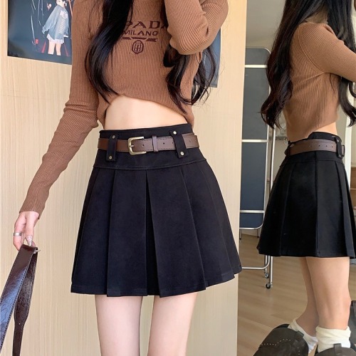 Real shot of 2024 new autumn and winter woolen skirt for women, high waist slimming A-line pleated skirt, short skirt with belt