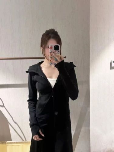 Gray American zipper hooded sweatshirt early spring and autumn women's 2024 new cardigan women's thin slim fit chi jacket