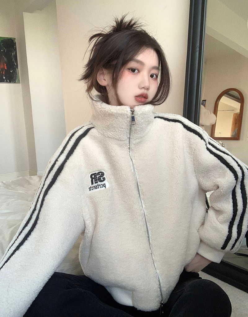 Actual shot of grain velvet jacket for women with zipper stand collar, fashionable and versatile polar fleece lamb wool top