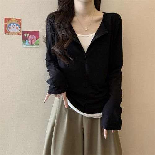 Real shot of autumn new fake two-piece contrasting color design bottoming shirt top