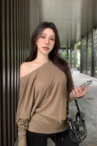 Early autumn bottoming shirt T-shirt long-sleeved pleated slim bat-sleeve slanted shoulder multi-wear top for women