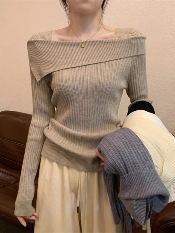 Large size one-shoulder knitted bottoming shirt for women in autumn with irregular French style high-waisted right-shoulder clavicle long-sleeved top