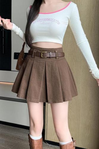 Designed high-waist hottie style skirt for women in spring and autumn, slimming A-line hip-covering pleated skirt, anti-exposure, hip-covering short skirt