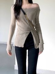 Design-savvy niche pure desire one-shoulder knitted sweater for women, early autumn sexy hot girl waist-cinching split high-top top