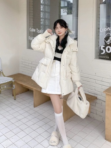 High-end down cotton coat women's mid-length 2024 winter new horn buckle waist warm and thickened jacket