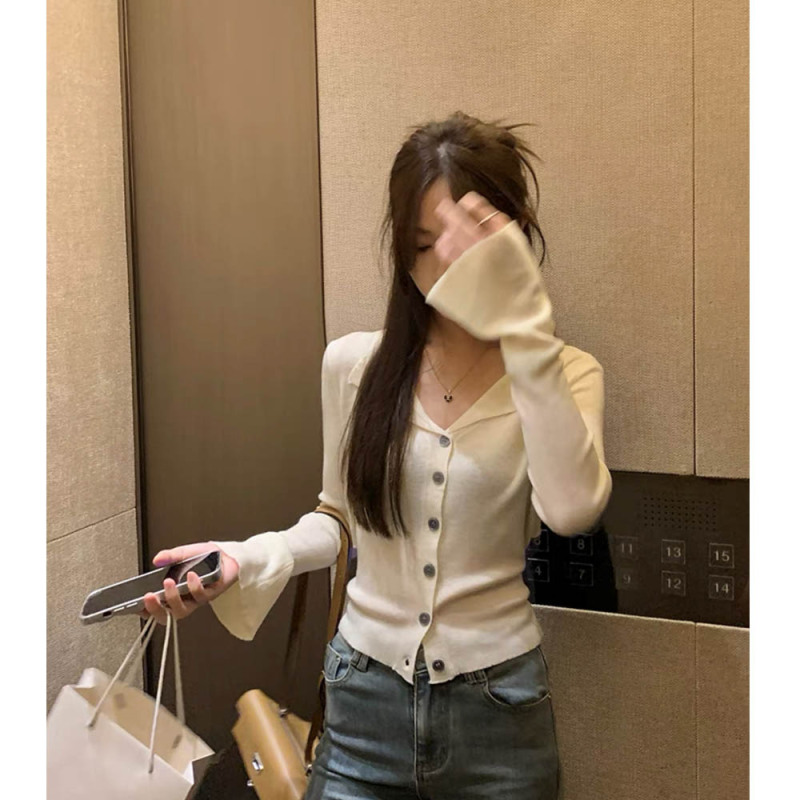 Soft and waxy waist-exposed trumpet-sleeved cardigan for women in early autumn with straps and slim fit with lapel knitted top