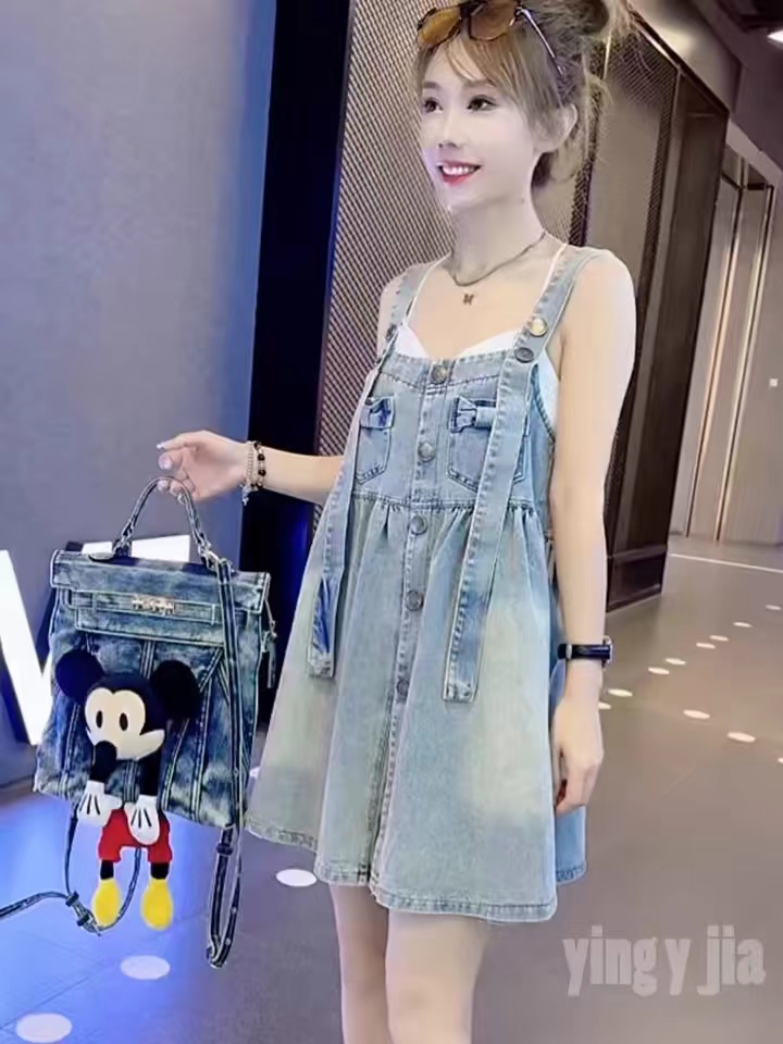 Official Photo Double Shoulder Denim Suspender Skirt for Women 2024 New High Waist Short Skirt Small Fashionable Age Reducing Suspender Skirt