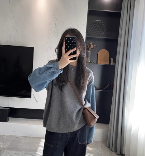 Denim sleeves spliced ​​round neck 2024 spring Korean style new round neck sweater versatile for commuting