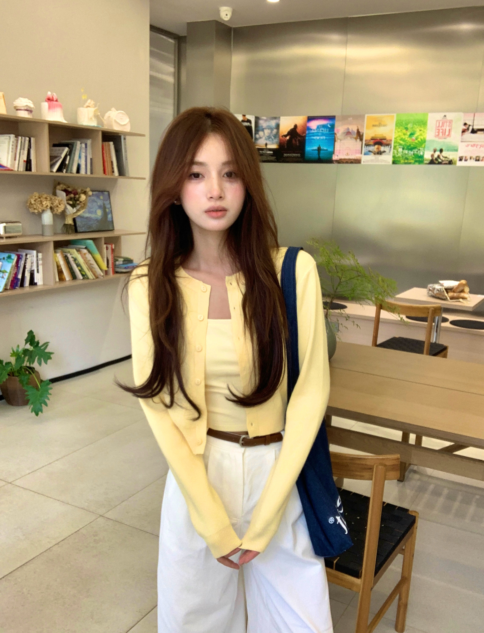 Photo shoot~ Autumn letter embroidered yellow short knit sweater coat + floor-length casual pants