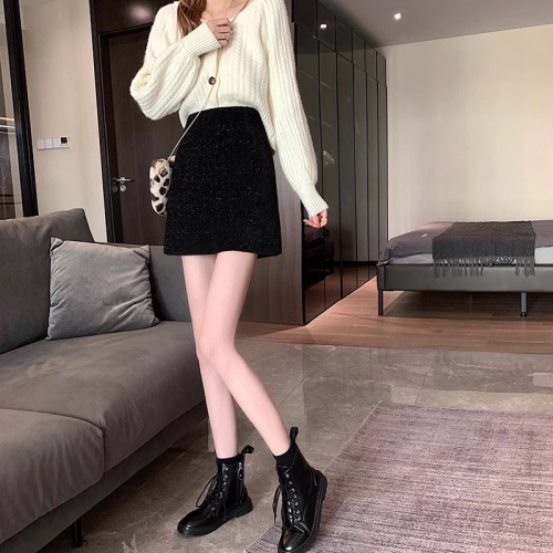 Woolen skirt women's early autumn 2024 new A-line short skirt high waist small person versatile hip skirt