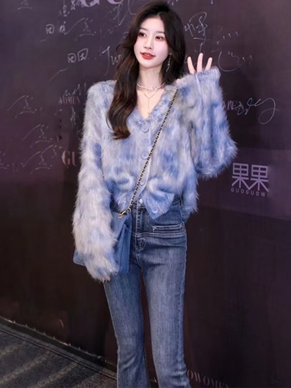 High-end, super good-looking cashmere knitted mohair top, fufu, soft and waxy sweater cardigan for women in autumn and winter