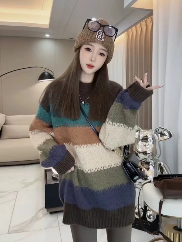 Maple Leaf Love Letter Autumn New Fashion Retro Lazy Style Contrast Color Striped Pullover Sweater