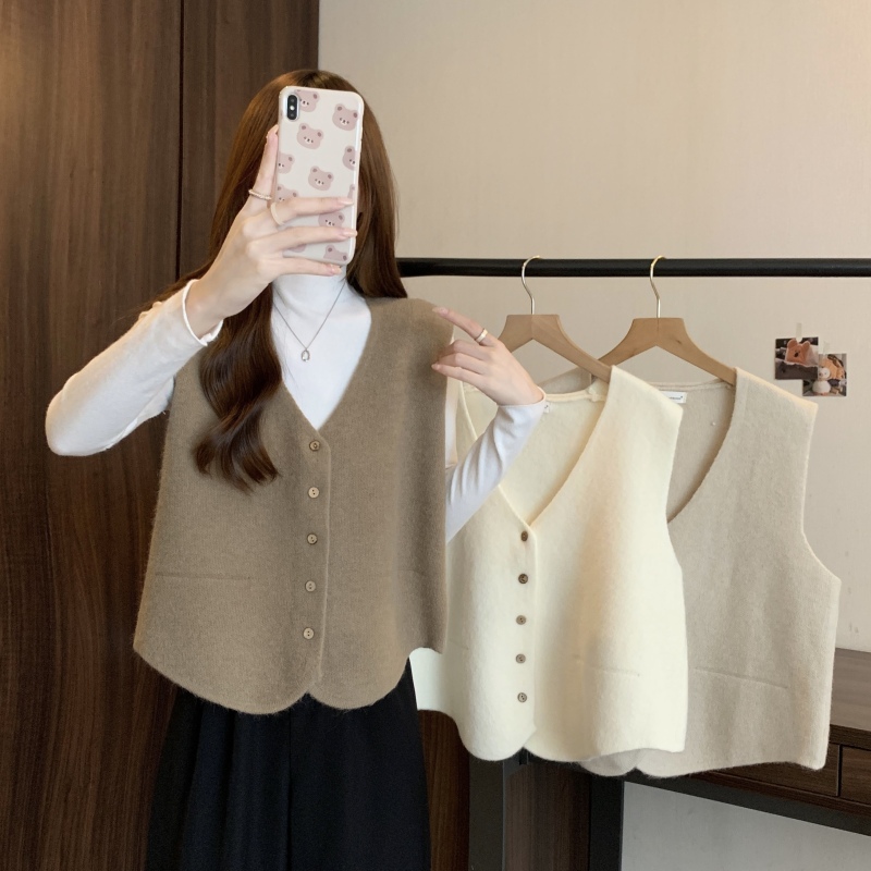 New simple and versatile V-neck solid color inner sweater vest soft single-breasted waistcoat