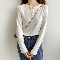 Autumn new white long-sleeved t-shirt for women Korean style spring and autumn bottoming shirt design with V-neck top