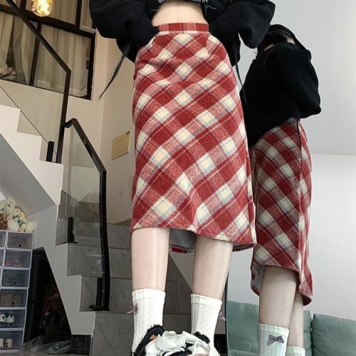 Christmas mini skirt zi/large size woolen plaid skirt women's new autumn and winter versatile hip-covering A-line skirt