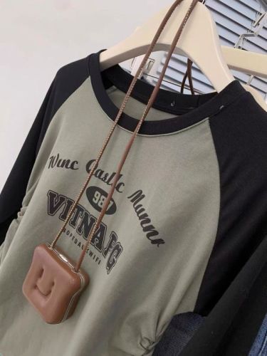 Raglan sleeves, round neck, short long-sleeved T-shirts for women, spring and autumn design niche tops 2024 new style