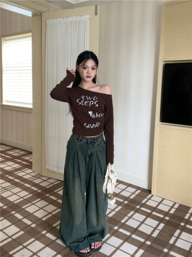 Actual shot of designer American letter print diagonal collar off-shoulder long-sleeved T-shirt