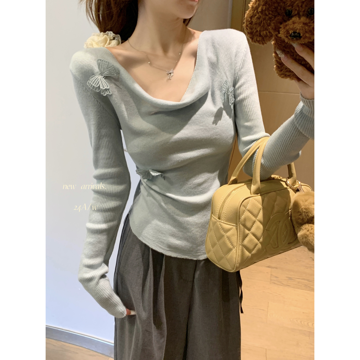 Actual shot of autumn and winter Korean version of Pure Desire Swing Collar Three-dimensional Butterfly Fairy Gentleness 6 Wool Knitted Bottoming Shirt Top