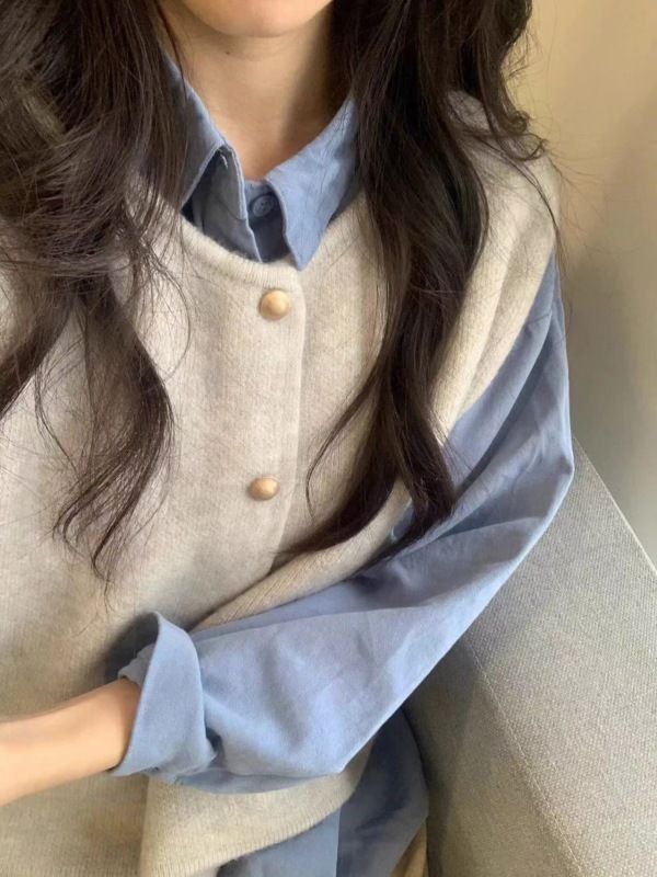 Stacked women's new style small gold buckle knitted vest vest for women's spring and autumn outer wear Korean style loose waistcoat top