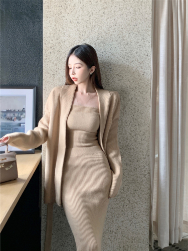 Real shot ~ Gentle temperament lace-up sweater jacket autumn and winter new tube top long skirt knitted three-piece set for women