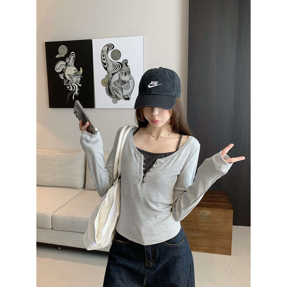 Real shot of autumn and winter Korean style slim fit contrasting button design fake two-piece versatile long-sleeved T-shirt bottoming top for women