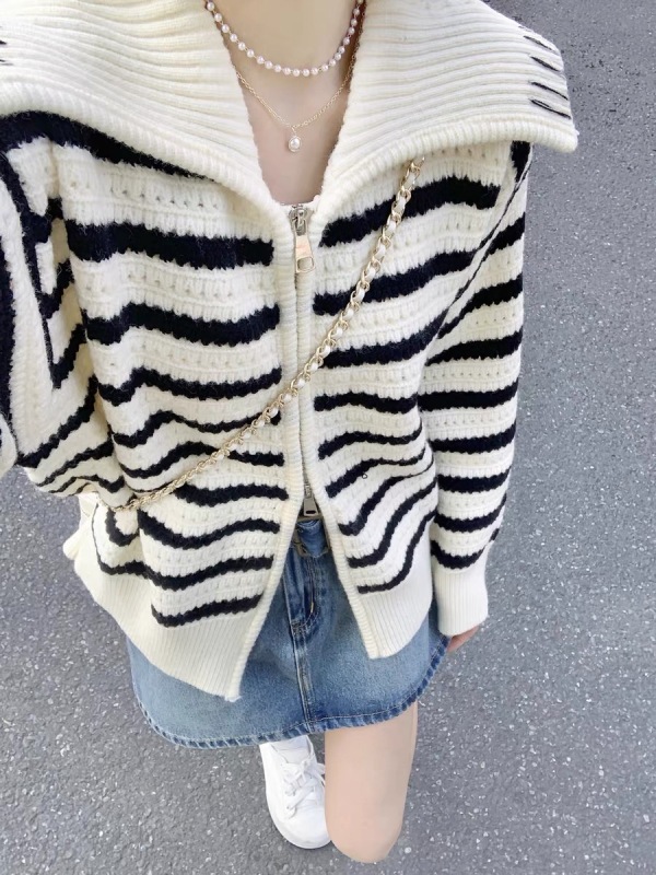Beige contrast striped large lapel knitted cardigan double zipper Korean sweater jacket casual and high-end