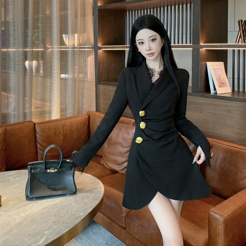 Actual shot of autumn and winter style ladylike suit lapel gold button slim long-sleeved dress