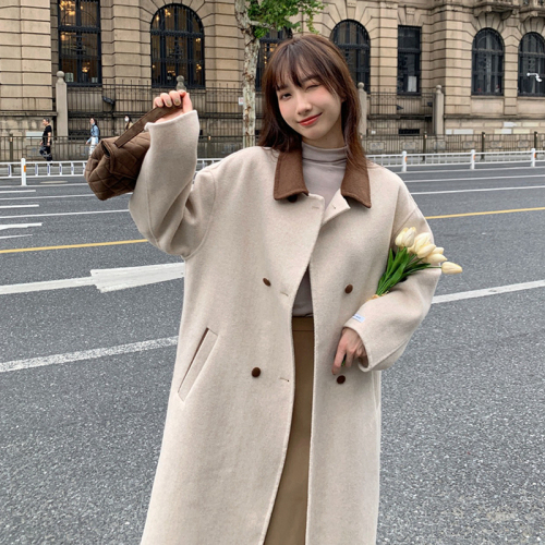 Hepburn style new design niche woolen coat winter Korean retro contrasting color lapel long windbreaker jacket