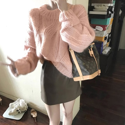 Unique and unique pink sweater for women in autumn and winter, thickened inner layer, twist knitted sweater top, lazy style and high-end feel