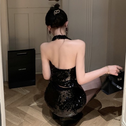 Real shot!  Black sequined halterneck suspender skirt suit for women, sexy two-piece set for girls