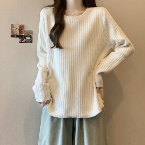 Plus size women's round neck sweater bottoming sweater autumn and winter fat mm loose belly-covering slimming long-sleeved top
