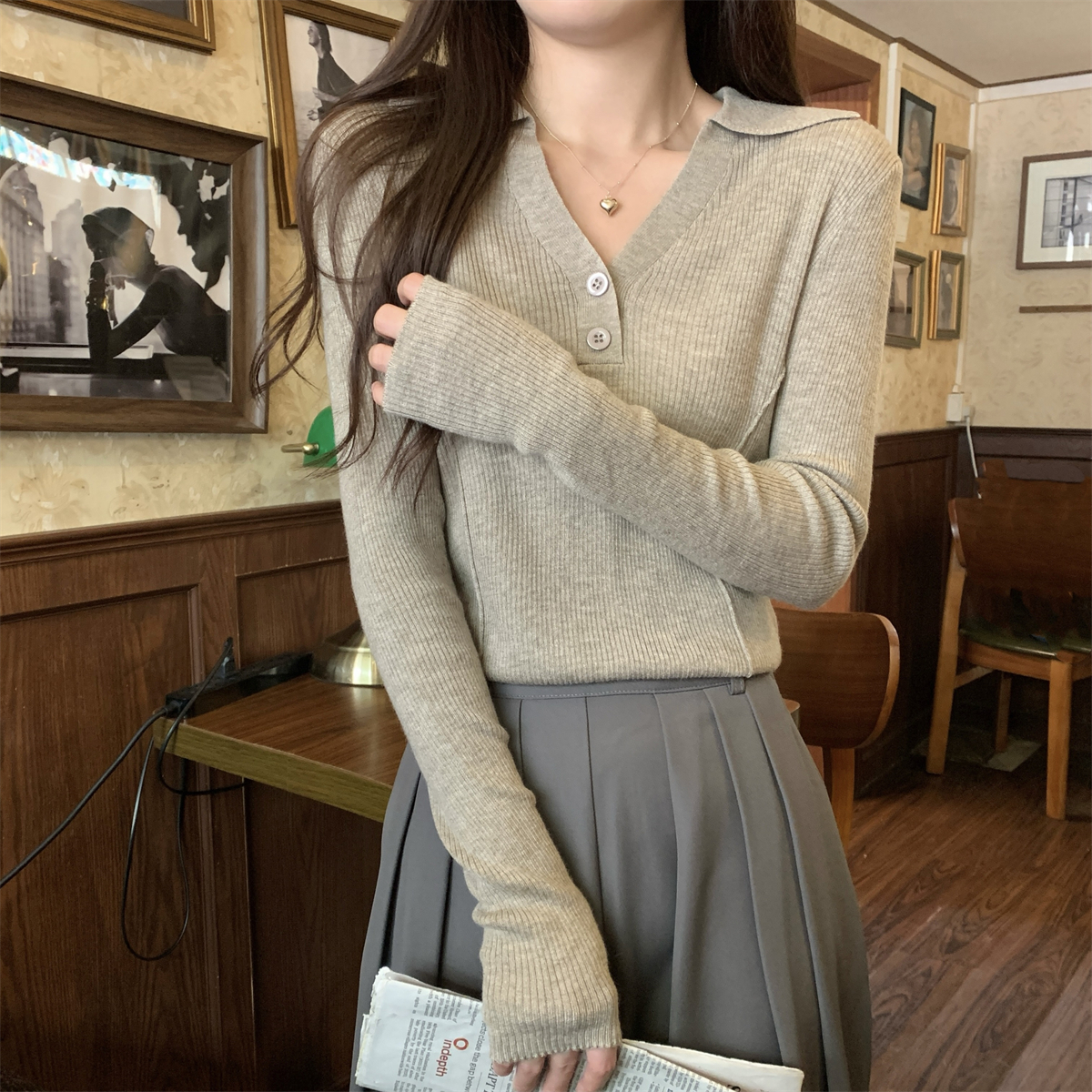 Real shot of autumn and winter Korean style polo collar temperament button fishbone design 6 wool knitted bottoming shirt top