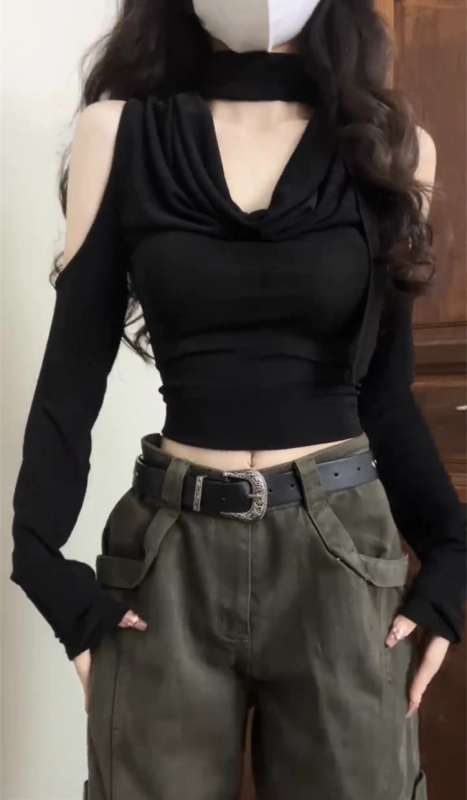 Pure lust hottie off-shoulder V-neck hollow bottoming shirt autumn black long-sleeved short top