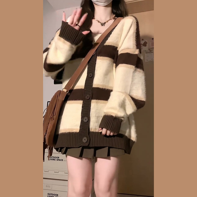 Milk fufu soft waxy sweater women's new autumn and winter Japanese style lazy style retro knitted cardigan jacket spring and autumn