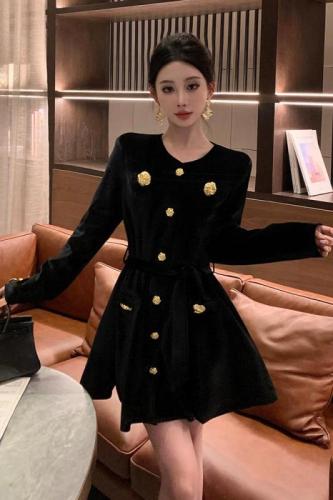 Actual shot of new elegant ladylike women's autumn and winter velvet gold button waist long-sleeved dress