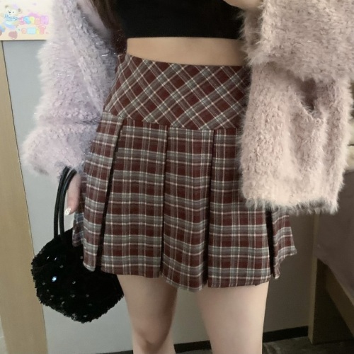 Real shot of autumn and winter high-waisted pleated skirt A-line short retro wool plaid versatile slimming skirt