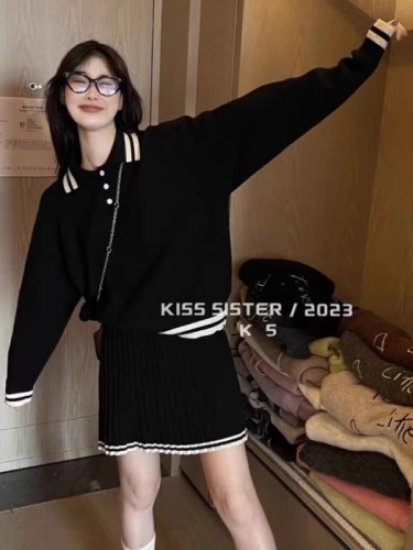 Sheep wool suit for women, loose polo collar long-sleeved sweater + high-waisted anti-exposure pleated skirt