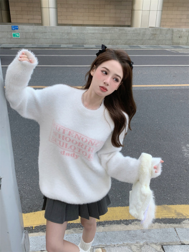 Soft and glutinous milky sweater for women 2024 autumn and winter new imitation mink velvet thickened loose letter long-sleeved knitted top