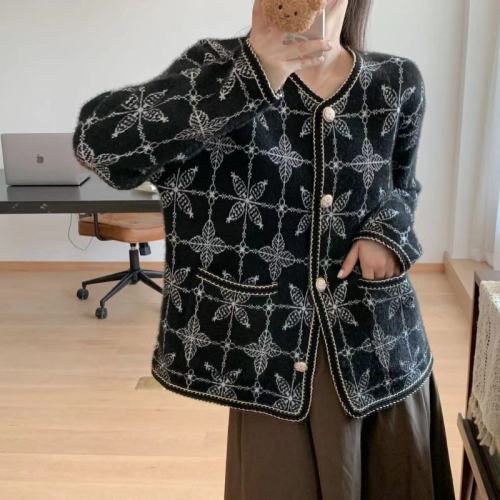 Imitation mink velvet small fragrance jacket for women in autumn and winter high-end street long-sleeved tops thickened sweater