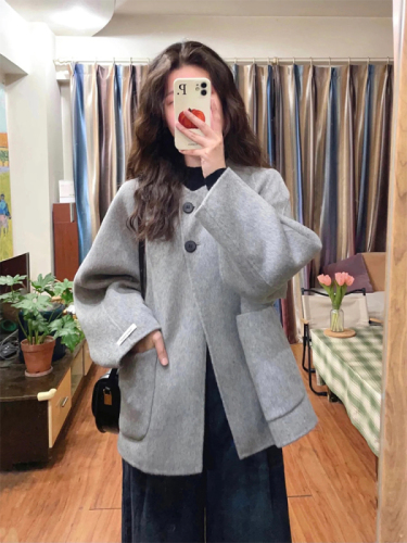 High-end gray short woolen coat for women autumn and winter 2024 new Xiaoxiang Hepburn style thickened woolen coat