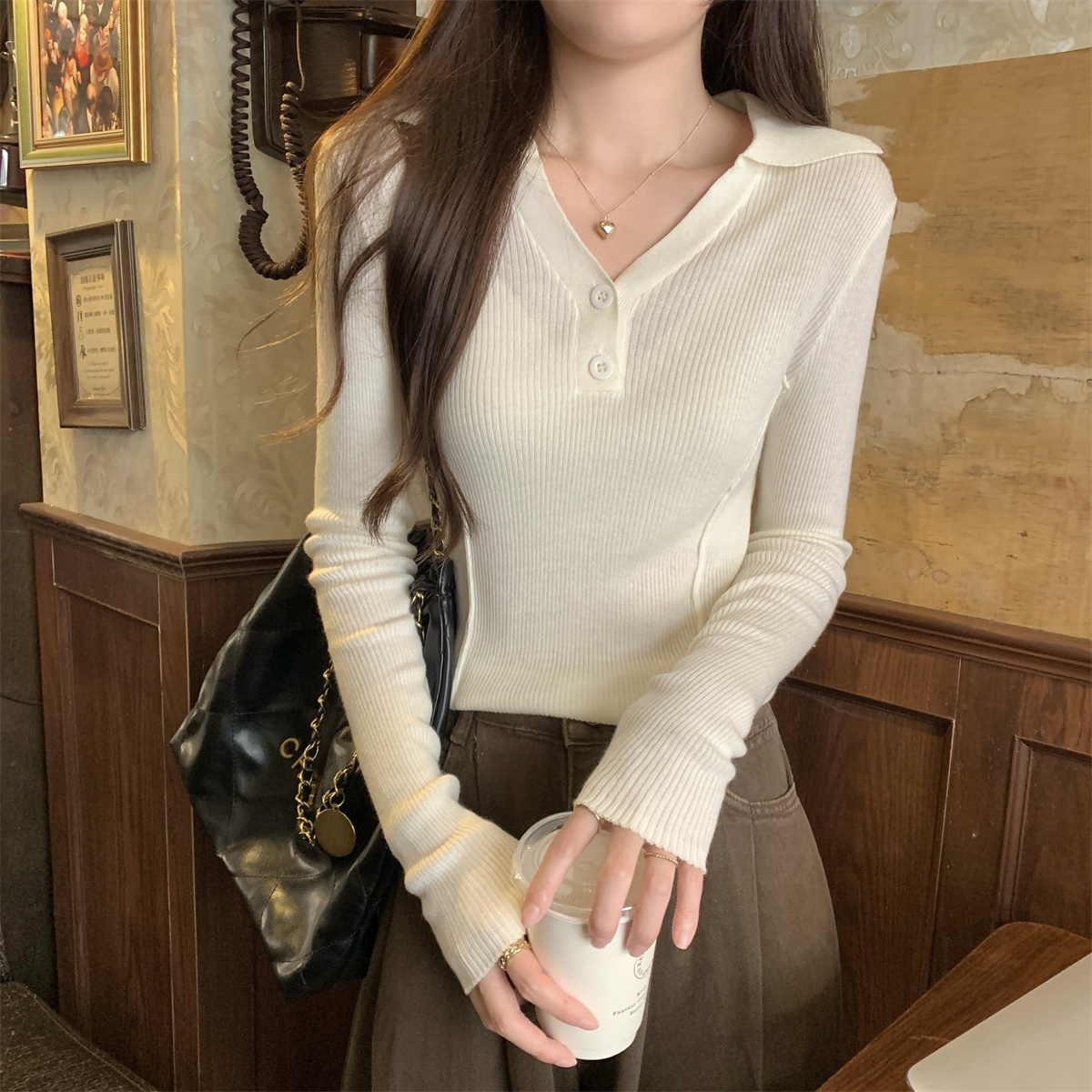 Actual shot of autumn and winter Korean style polo collar temperament button fishbone slimming design 6 wool knitted bottoming top