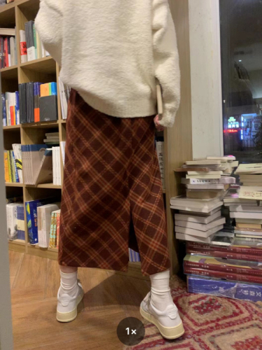 Straight hip-covering woolen skirt mid-length autumn and winter A-line American retro red plaid skirt for women