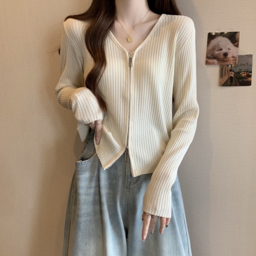 Quarter plus size women's right shoulder design long sleeve knitted cardigan women's tummy-covering zipper top