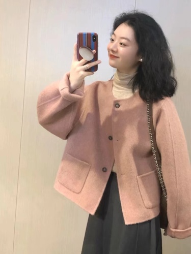 Autumn and winter Xiaoxiang style woolen coat for women 2024 spring and autumn new style early autumn woolen short style casual Korean style