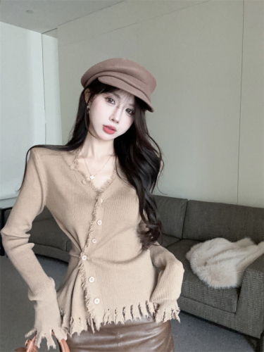 Designed v-neck tassel knitted cardigan for women in autumn and winter Korean style raw edge with irregular top