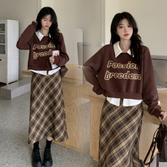 Large size letter print fake two-piece long-sleeved sweatshirt skirt slimming two-piece suit autumn and winter