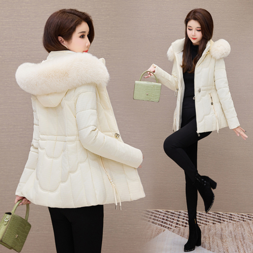 Waist style cotton coat for women, Korean style thickened large size cotton coat, slim and fashionable winter coat, large fur collar cotton jacket, cold-proof clothing