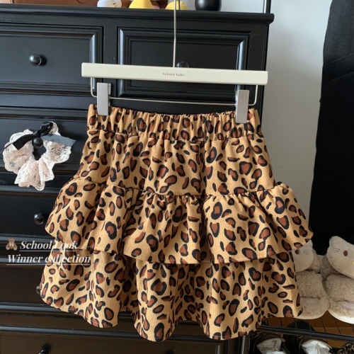 Real shot of ruffled leopard print cake skirt for women, fashionable age-reducing high-waisted slimming fluffy A-line short skirt